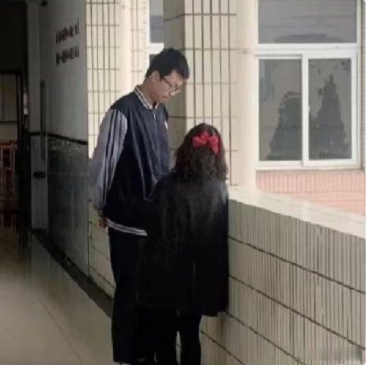 当代老师训学生就是这样的[允悲] ​​​