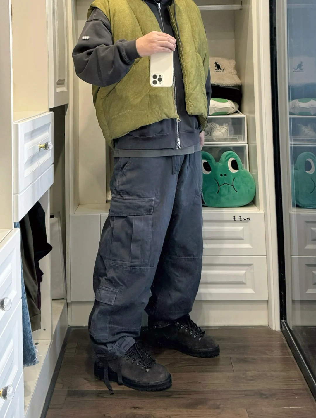 羽绒马甲｜工装裤穿搭