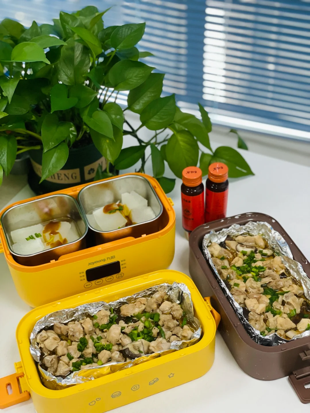 午餐打卡 香菇鸡肉丁配清蒸冬瓜