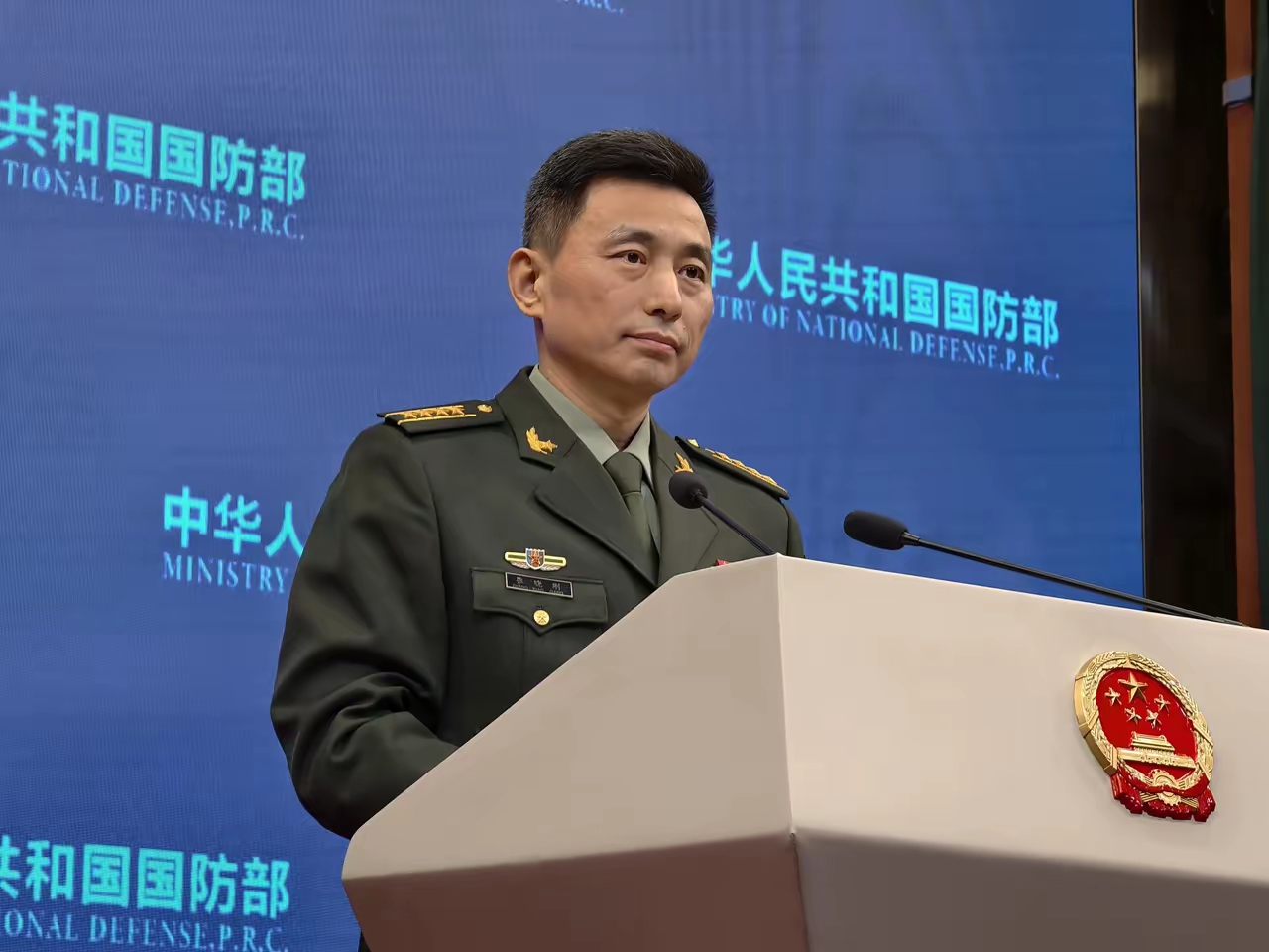 今天是九·一八，菲律宾又公然撞击我海警船，看到这个报道，我的血压立马又升了上来，