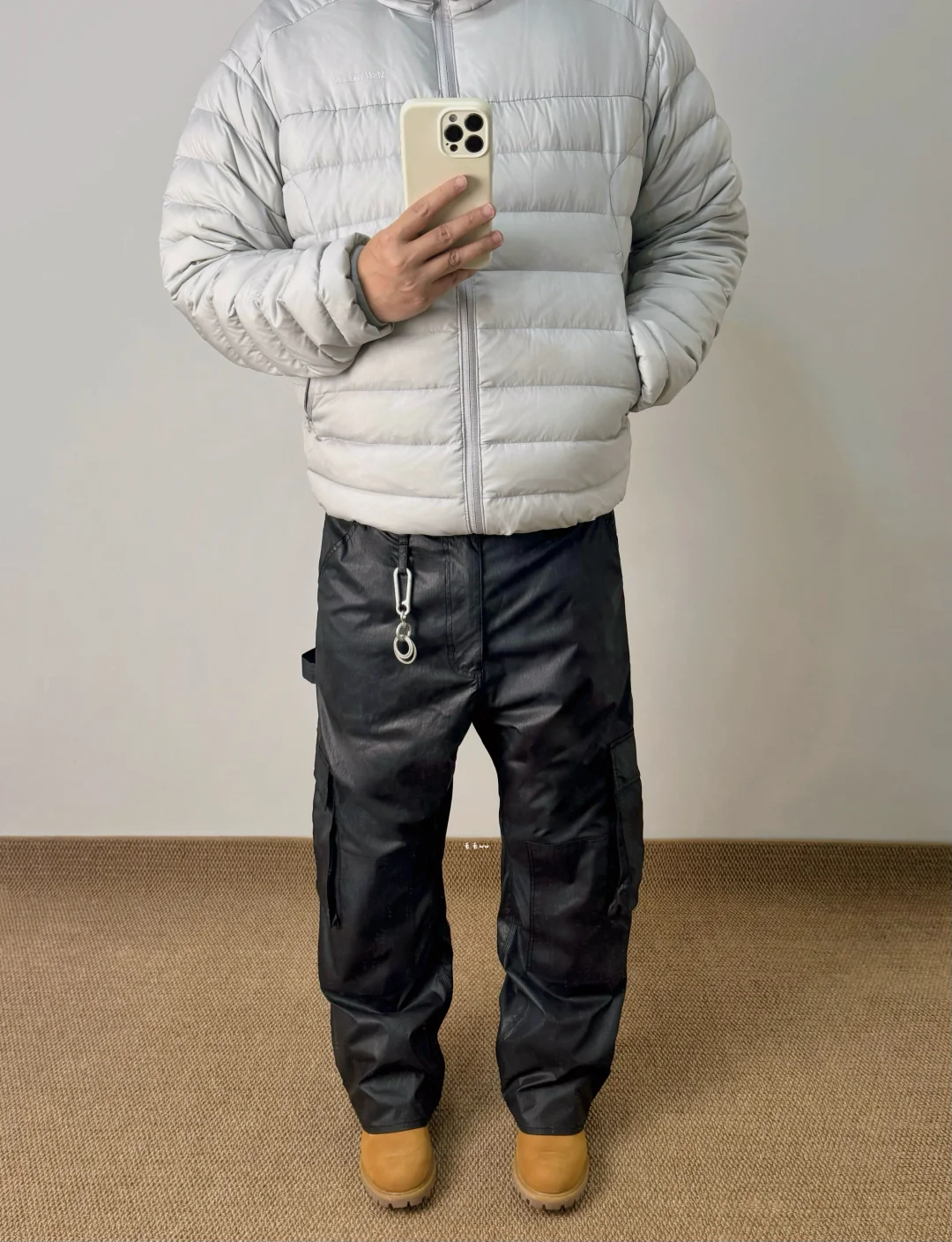 排骨羽绒服｜大黄靴穿搭