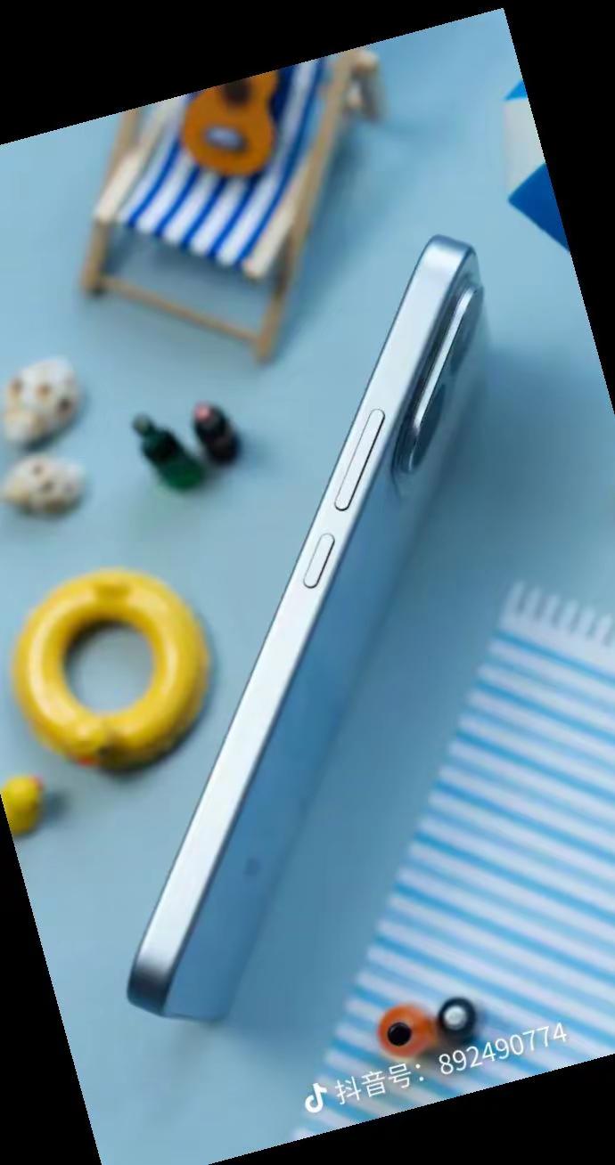 哈哈哈哈哈红米note17Pro8+256老妈已经用上了   标准老年机