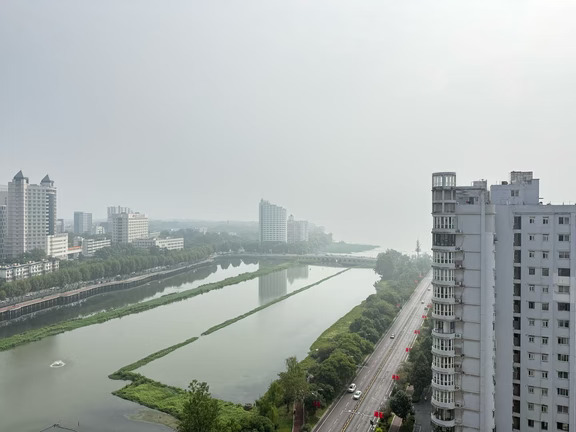 粉丝投稿：单位开展整治形式主义，为基层减负政策学习会议，学习了2个小时，大家都认为zc 非常好，切实为基层减负了，也整治了形式主义。