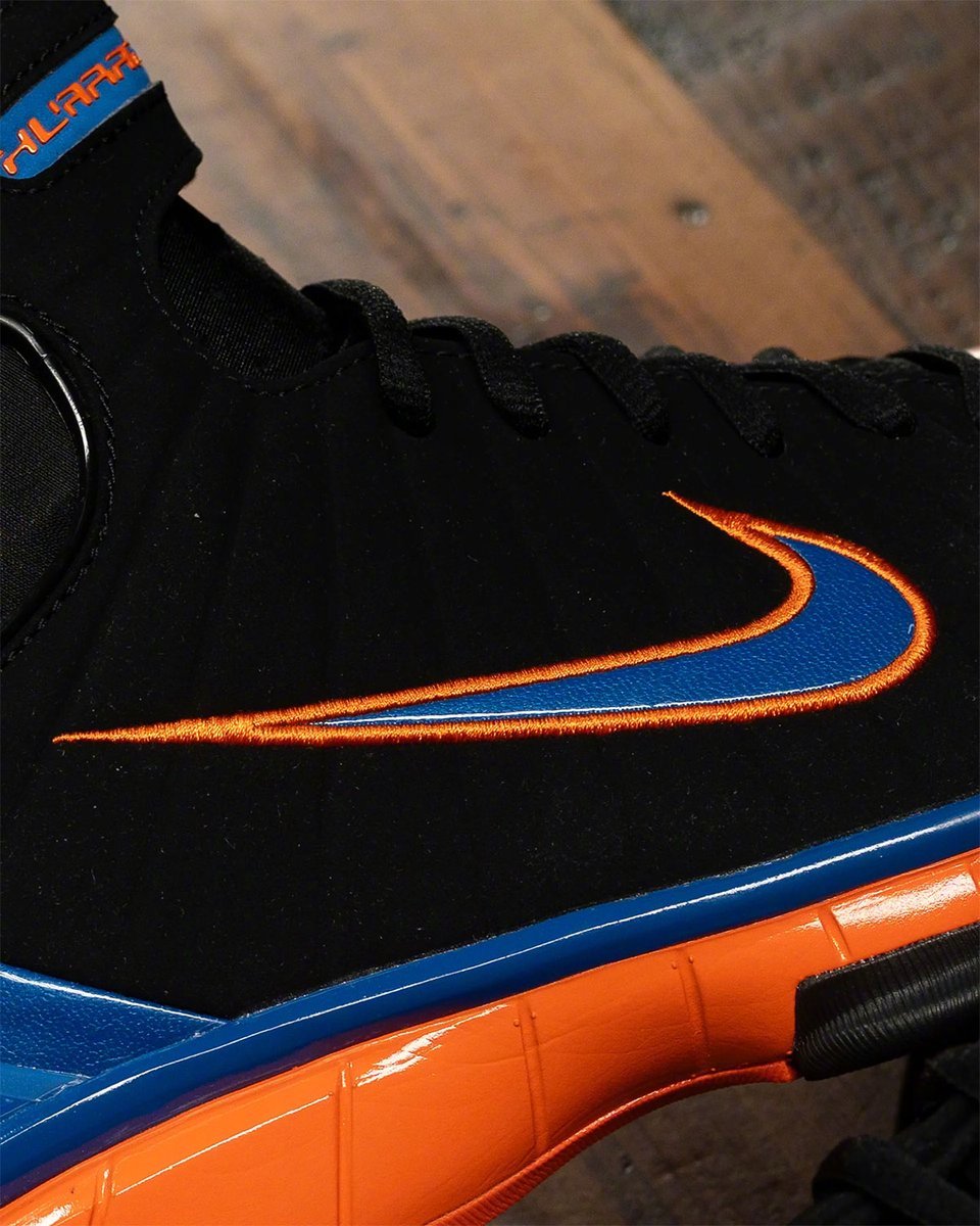 Nike Zoom Huarache 2k4「Knicks」

源自纽约时期「便士」哈达威的Huarache 2K4「尼克斯」PE配色，将于本月回归⚫🔵🟠

2026.9.10 / IV0345-001 / $200 ​