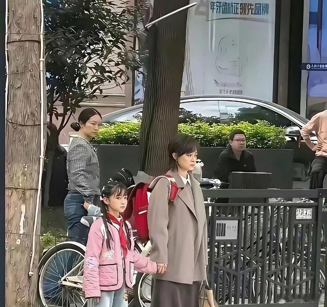 没‎开美颜‌滤镜的孙⁠俪，⁠‌大家觉得咋‏﻿⁠样‌⁠‌？ ​​​