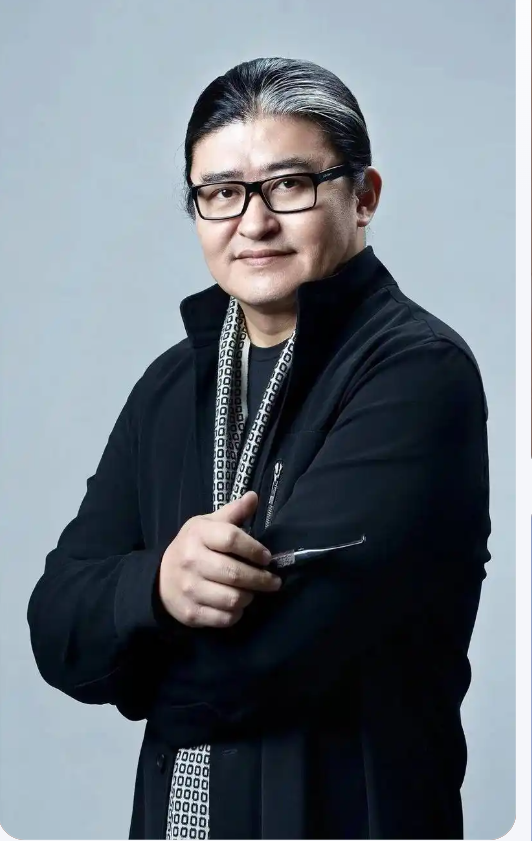 刘欢不为人知的另一面：那个被唱歌耽误的“教书匠”