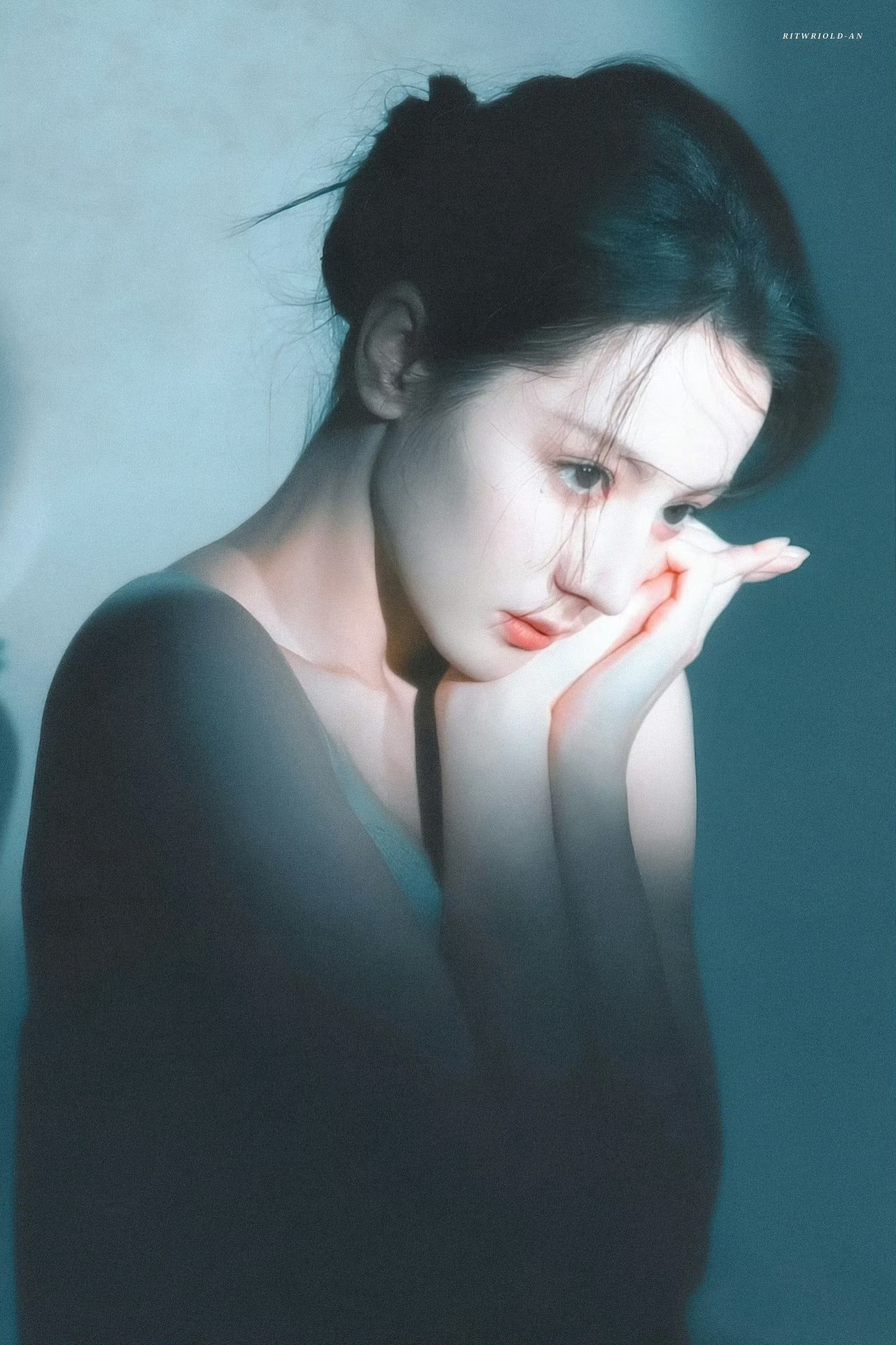 迪丽热巴dlrb dlrb “我自己的话我更愿意让自己放松，就不要太紧...
