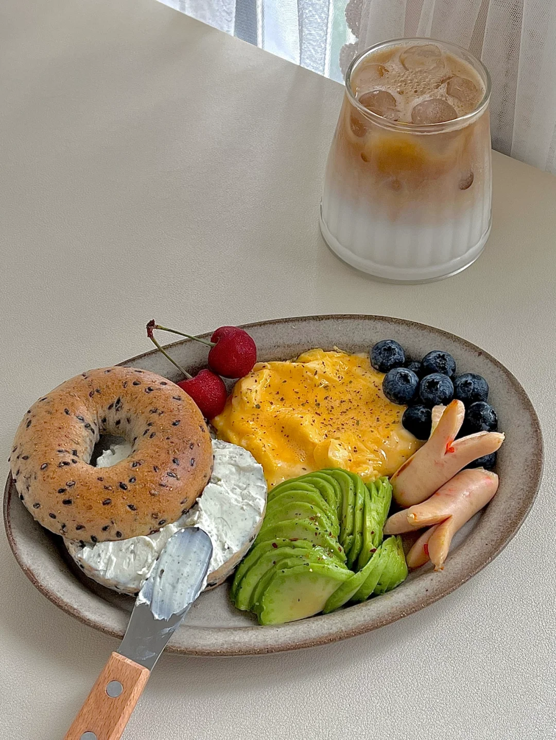 ☀️工作日简单早餐｜有贝果奶酪的早餐盘😋