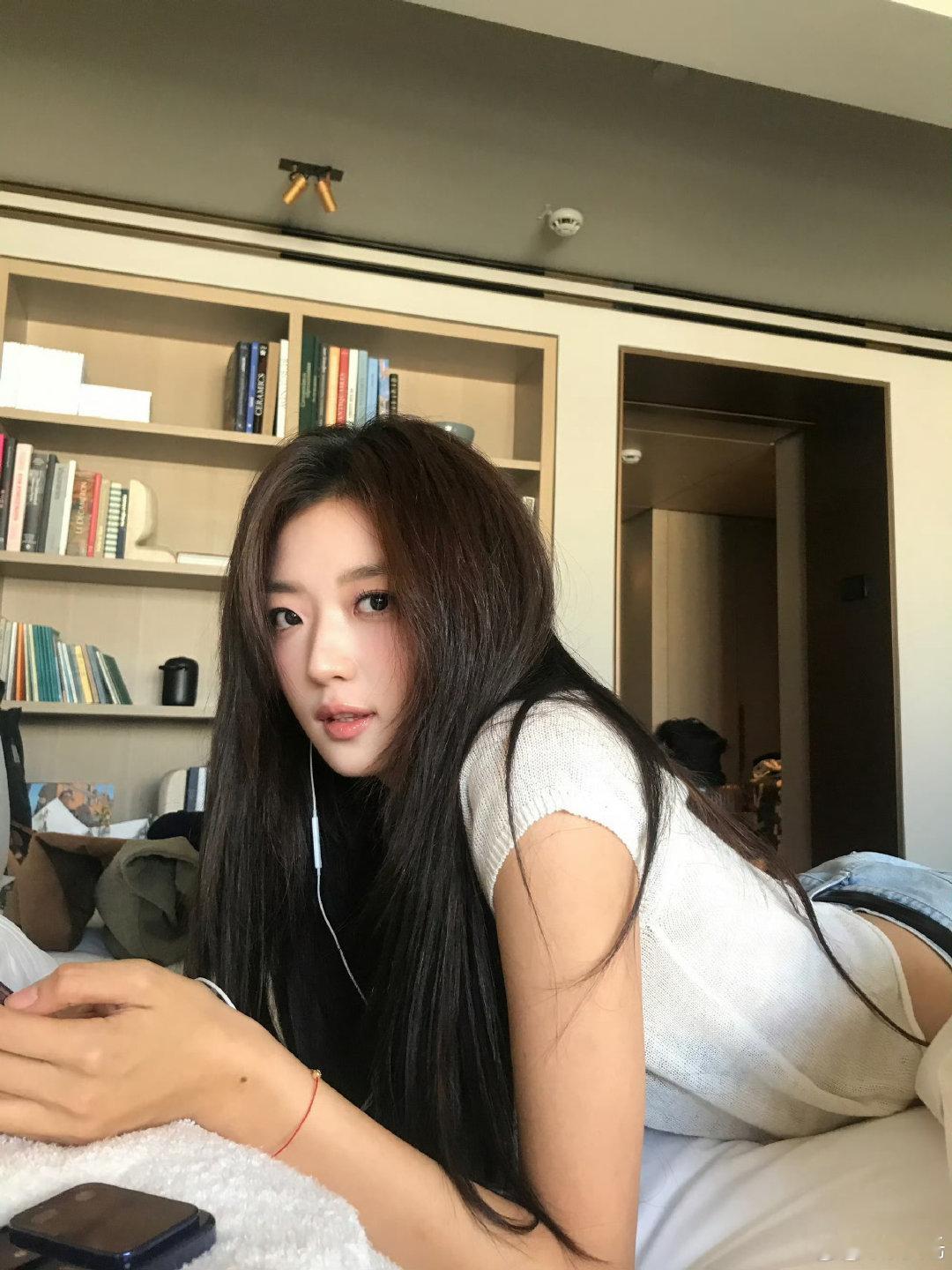 #孙千[超话]#  🐱 ​