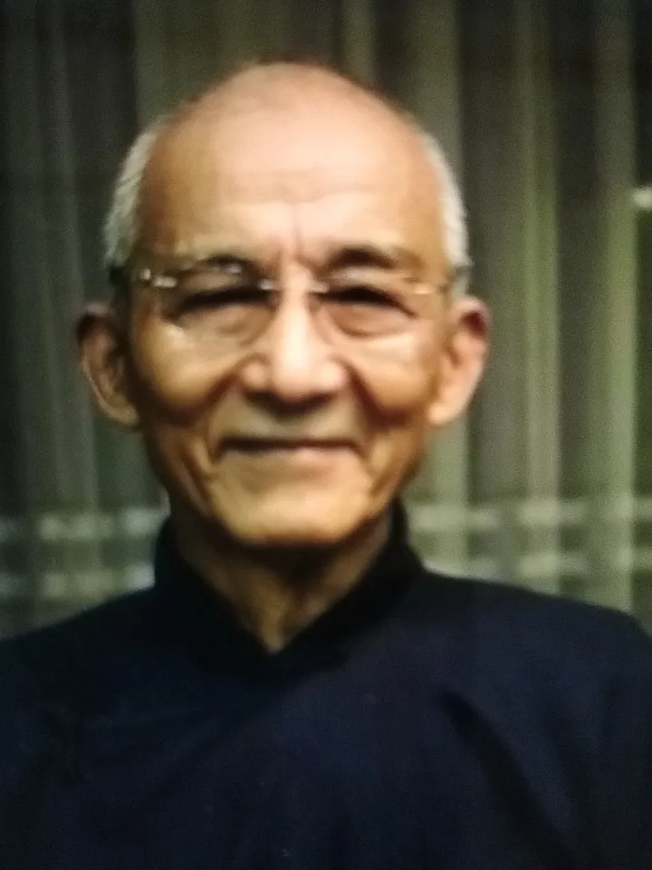 游本昌去世了，
看到他的死因，我破防了，他不是死于意外，也不是死于高龄，而是死于我们谁也逃不掉的疾病。
刚刚传来消息，游本昌老先生与世长辞了，说实话，93岁已经是高寿了，可还是觉得很难过。
据他女儿透露，游本昌老先生是因病去世的，走的非常安详，最后一句话是：我很舒服。
一提起他，不得不说的就是电视剧