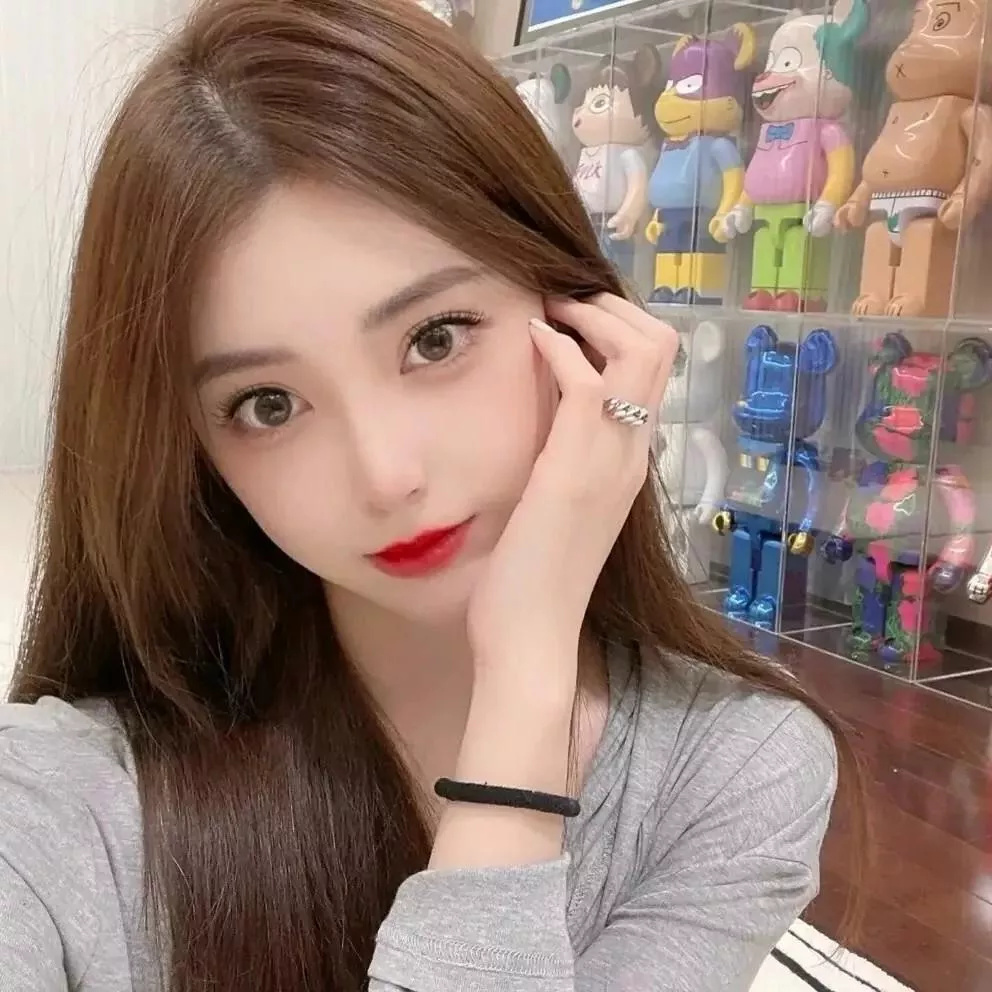 甜美少女，温柔可爱，气质满分！