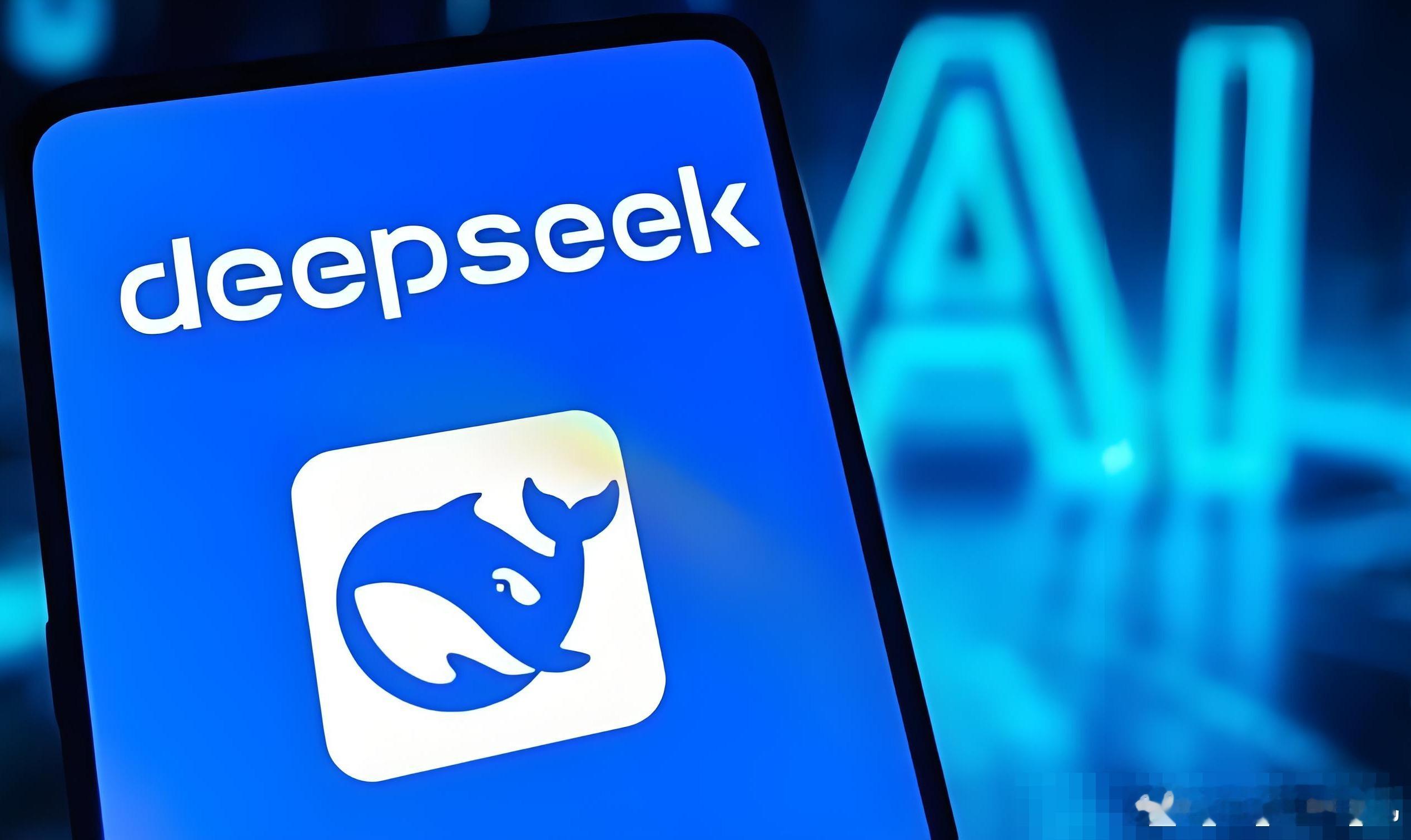 DeepSeek一口气订了16万颗华为昇腾，25亿美元，内蒙古建超大算力集群，这消息一出来，喊国产芯片起飞的就没停过。

但我盯着一个被忽略的细节。这批卡主要拿去跑推理，不是训练。推理是跑量生意，国产卡性价比够高就能扛。可训练前沿模型是另一回事，那才是英伟达真正守着的护城河，这次压根没碰。

所 ​