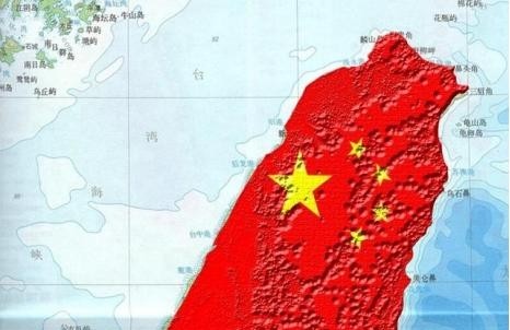 台湾回归，不是武统，也不是和统，是民进党和国民党跪求大陆回来，现在形势很显然是往这个方向走，大陆基本上把台海的制空权，海洋权都掌控了，其他的水到渠成。
台海局势的发展，从来不是一场短跑，而是一场长期力量积累后的变化。过去一些人习惯用简单的军事对抗思维观察两岸关系，却忽略了一个关键问题：真正决定局势走