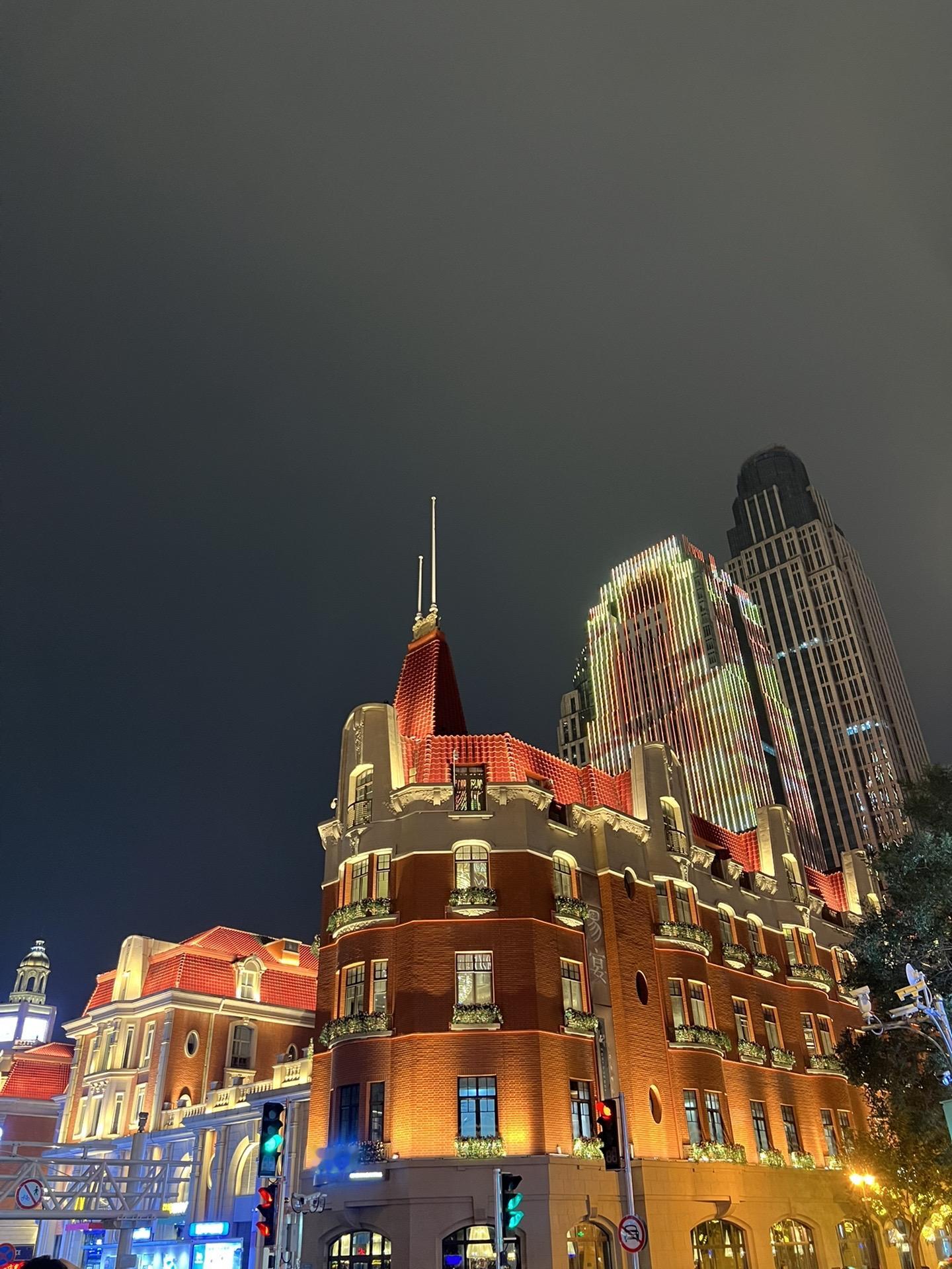 喜欢了ta那么久 就应该主动从ta身上寻找新鲜感 因为心动是本能，忠诚...