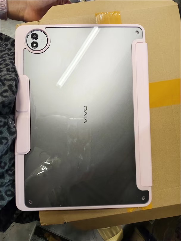 omg家人们，谁懂在宿舍不敢吱声…