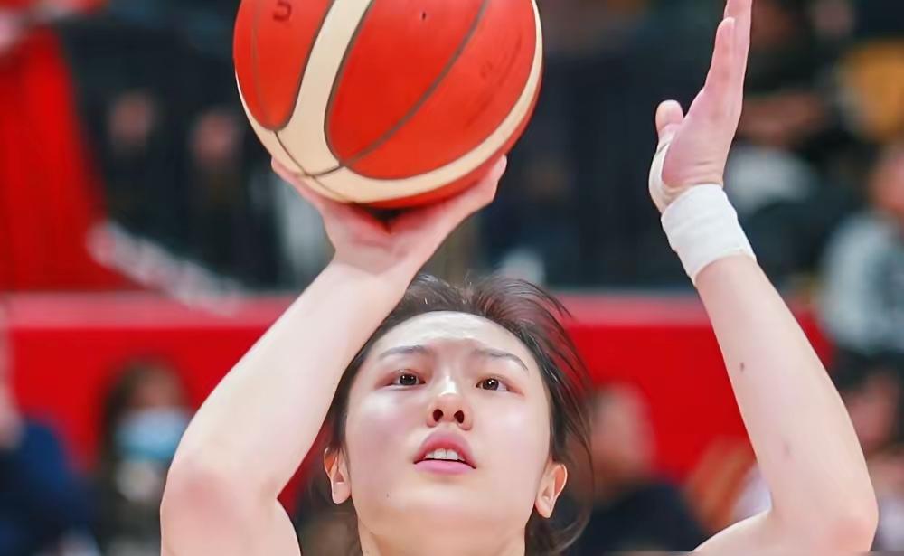 看了总决赛，才理解宫鲁鸣的决定多么正确！  总决赛第五场的第四节真是看...