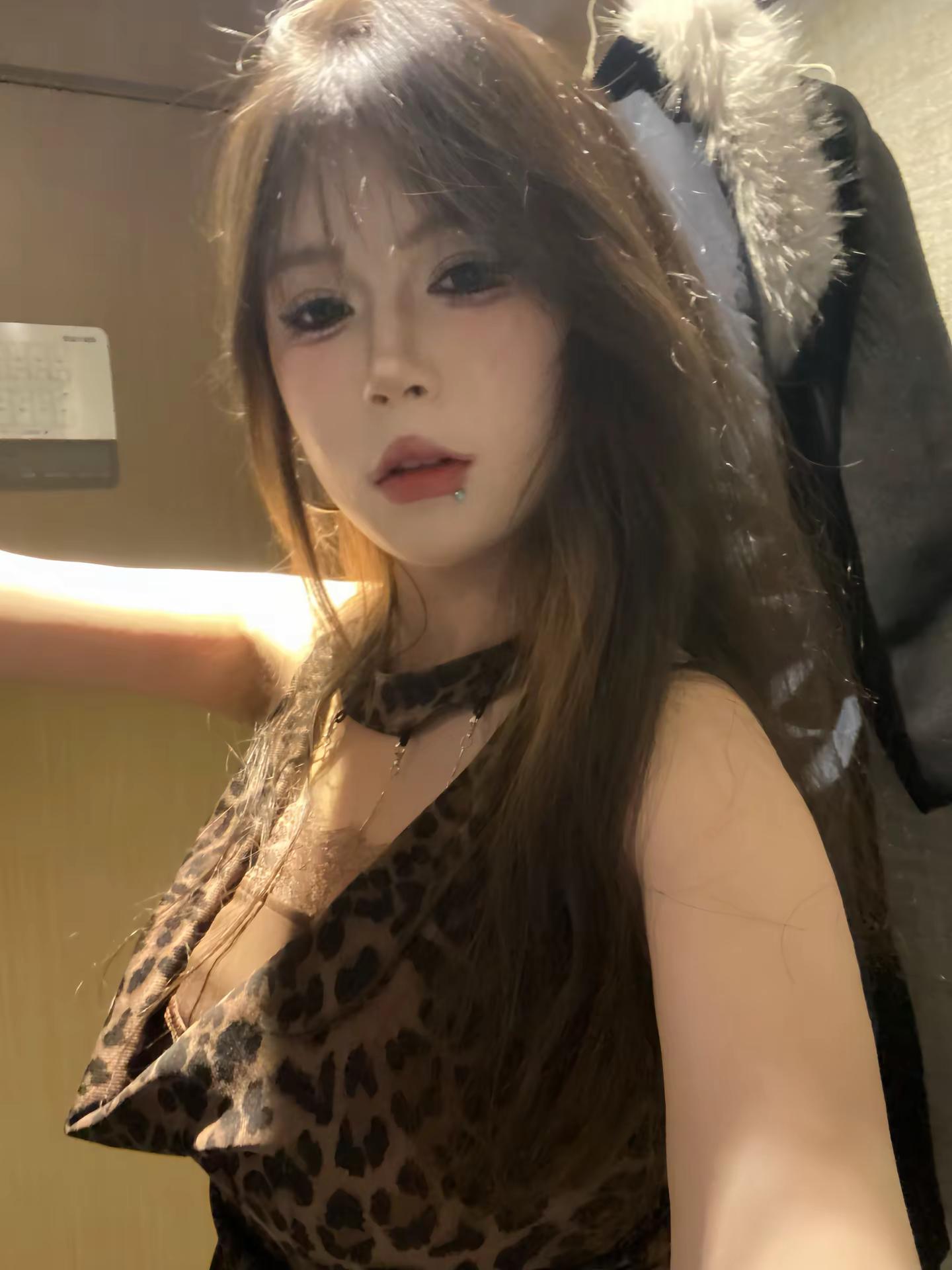 好女人得到名声 坏女人得到一切  👅