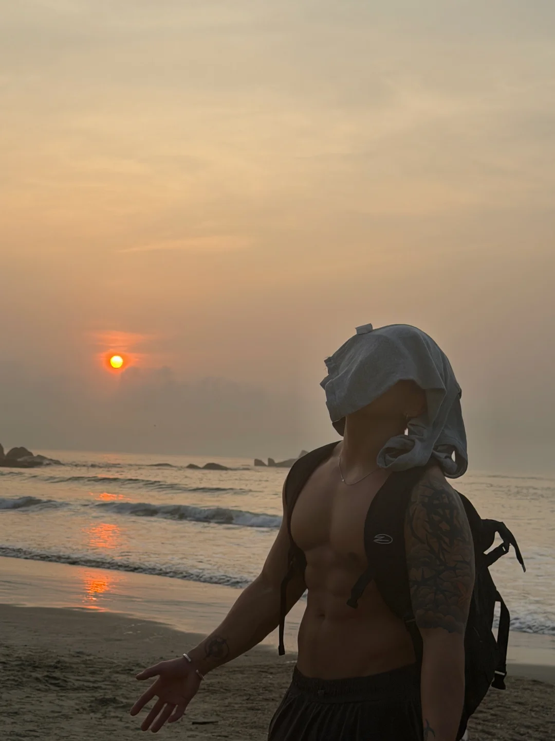 更喜欢海边的日出还是日落🌄