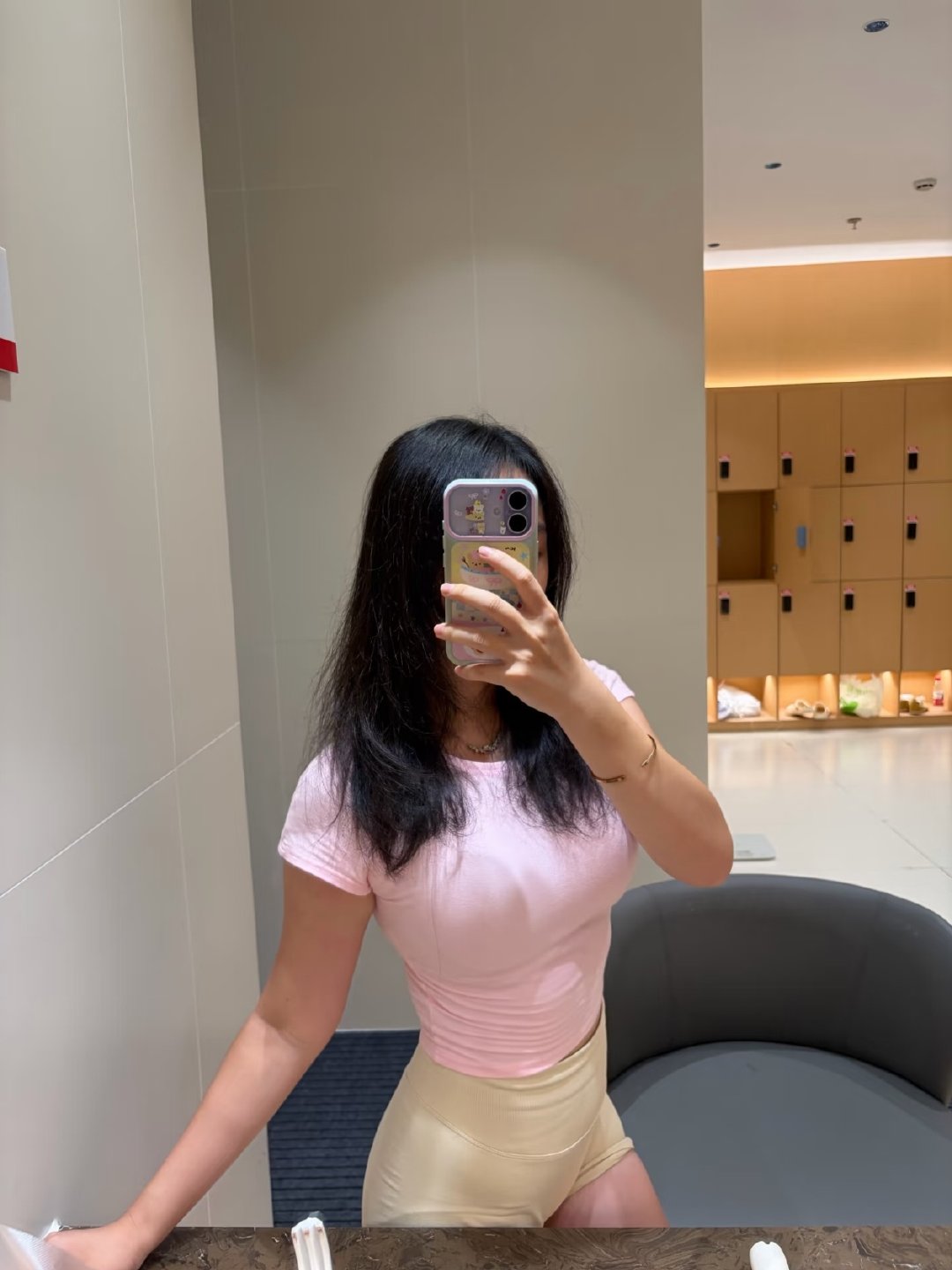 我发现健身女生都在用iPhone [哈哈]

#左奇函泡泡更新iPhoneduo上手# ​
