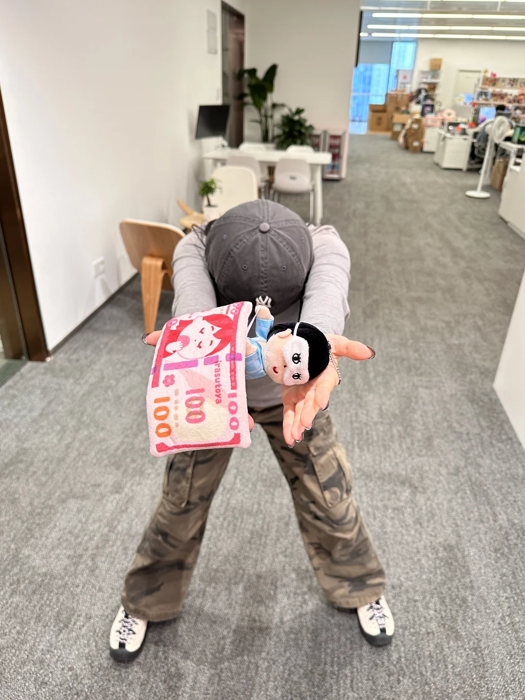 钱辈请和我交往吧！！！