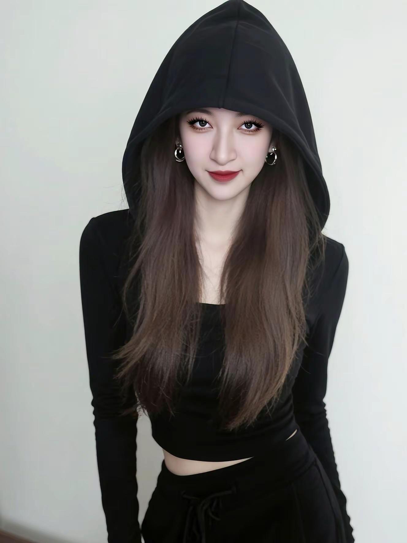 酷飒女孩🖤。走自己的路，让别人去说吧!