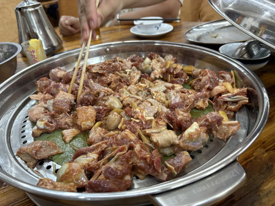 #桑拿鸭#只有当地人才知道的店 肇庆莲塘的宝藏饭店，桑拿鸡吃得多了，第一次吃桑拿