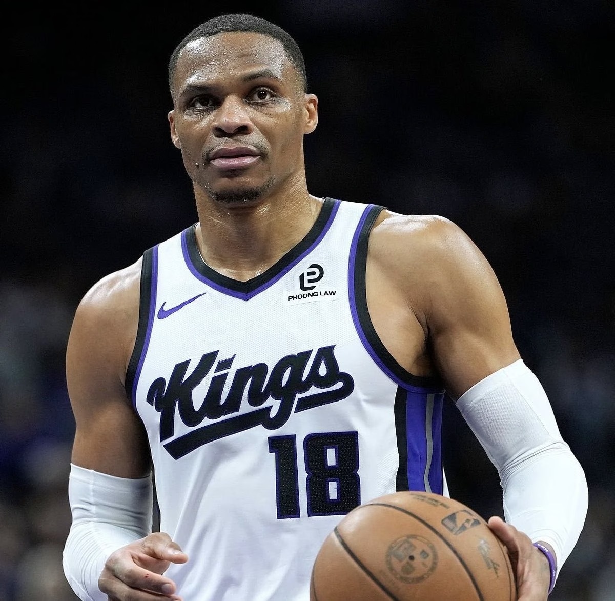 啊？？太直白了，世界对王八真的不太友善😭  一位NBA球探解释了拉塞...