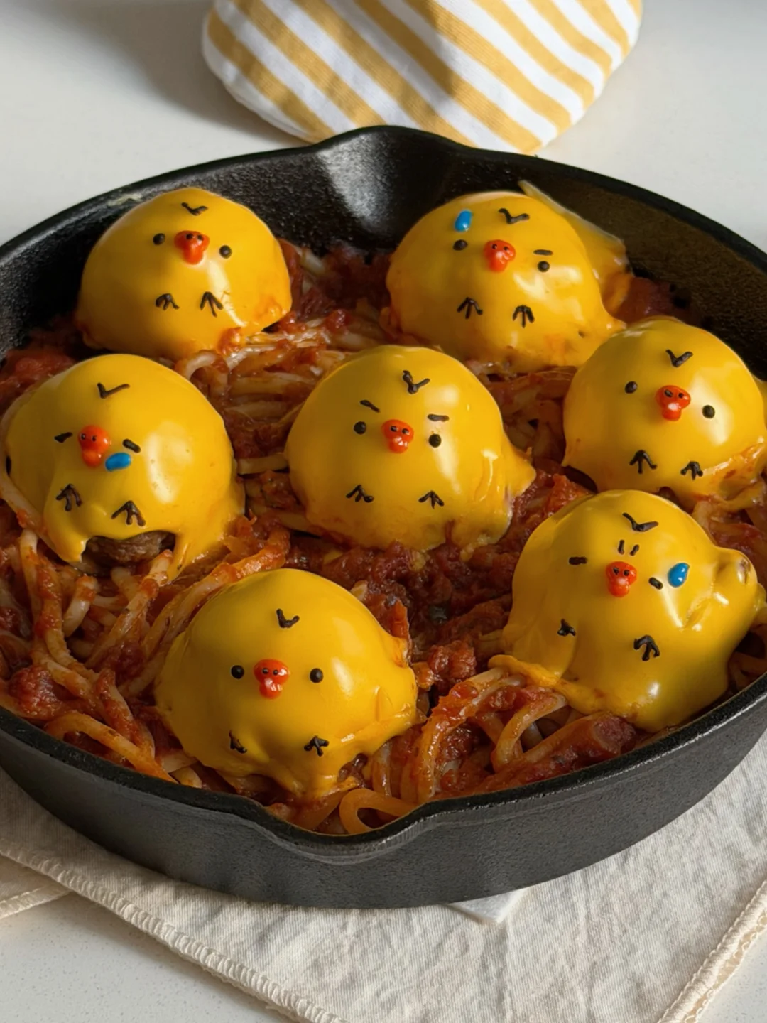 鼻孔鸡芝士肉丸番茄意面🍝