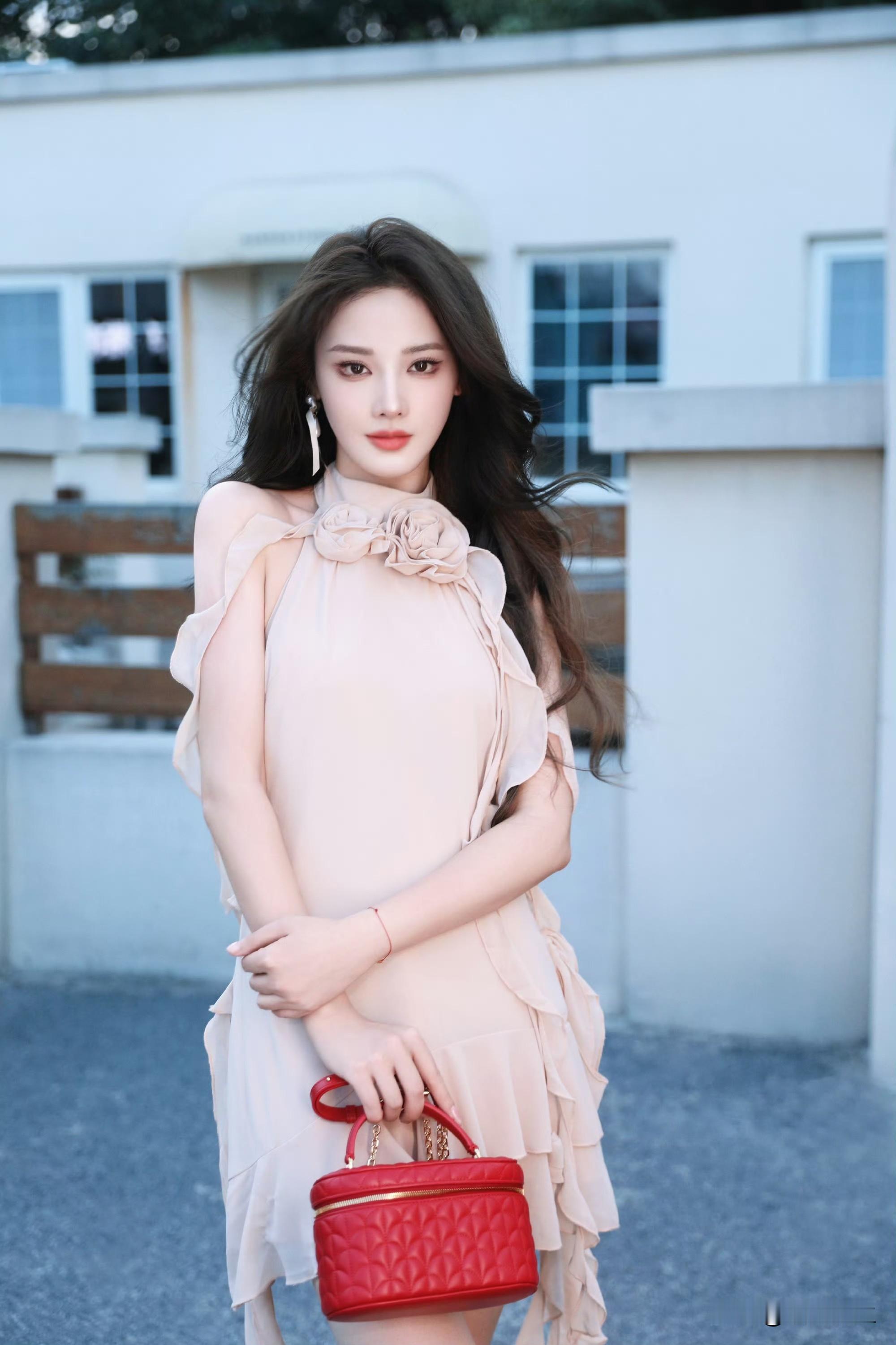 彭小苒