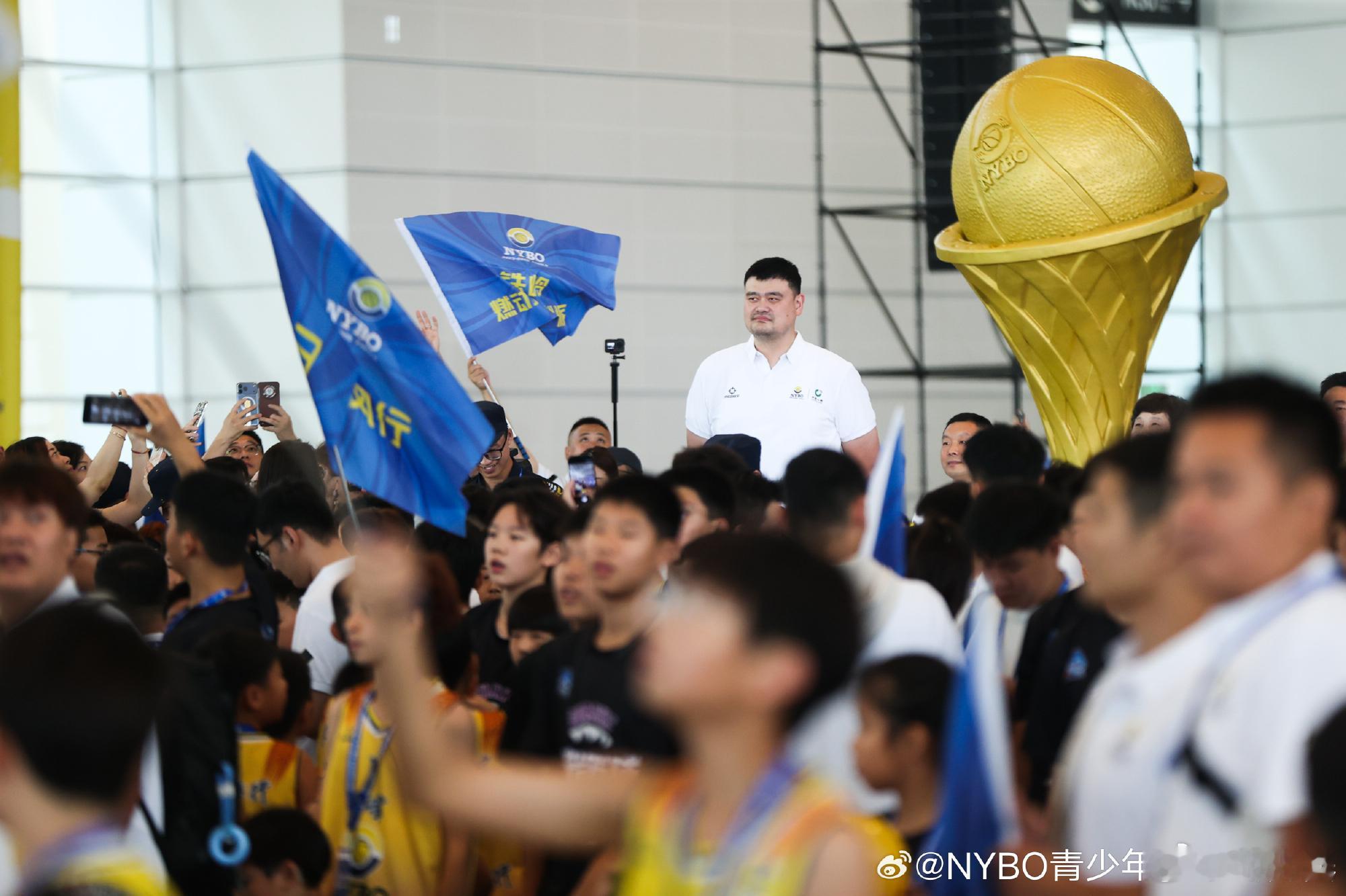 7月19日，2025-26赛季中国人寿·NYBO青少年篮球公开赛全国总...