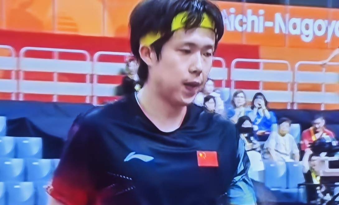 国乒男团决赛赛程预告
 
2026名古屋亚运会乒乓球赛事，男团终极决战赛程对阵正式出炉：
9月24日13:00 男团金牌决赛
🇨🇳中国男团 VS 日本男团🇯🇵
 
中国队参赛阵容：
王楚钦、林诗栋、温瑞博、向鹏、黄友政
 
日本队参赛阵容：
张本智和、户上隼辅、松岛辉空、宇田幸矢、筱冢大登
 
9月