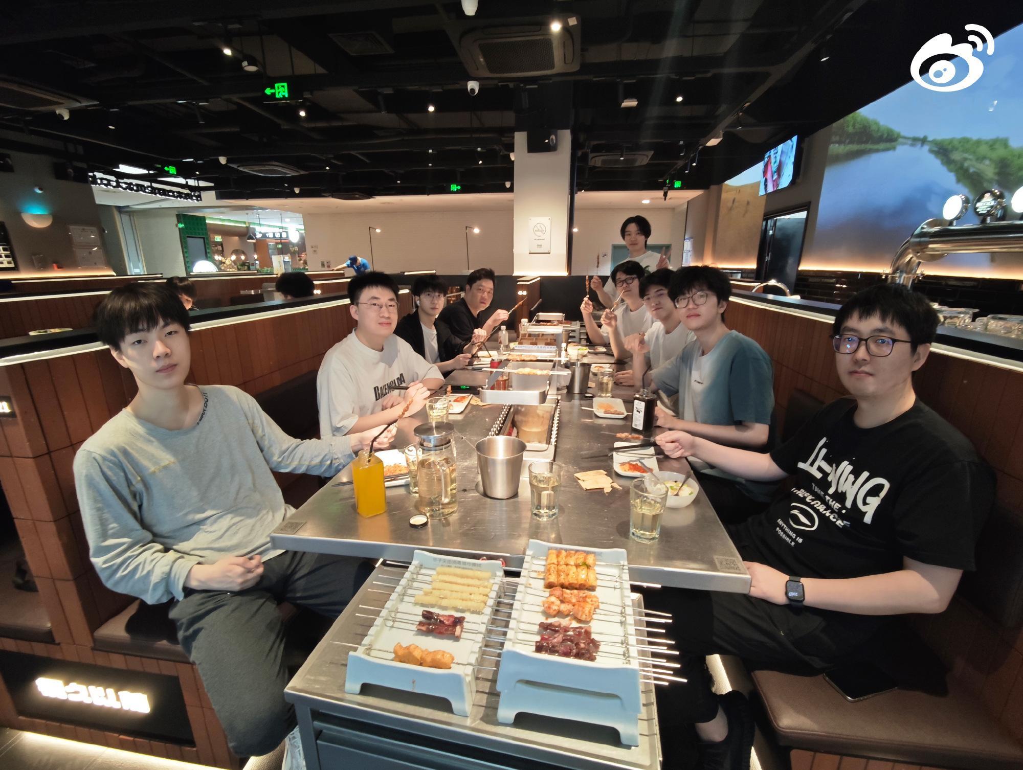 为什么有人会说WBG中单是Knight就不会涅槃的观点？  看到有些人...