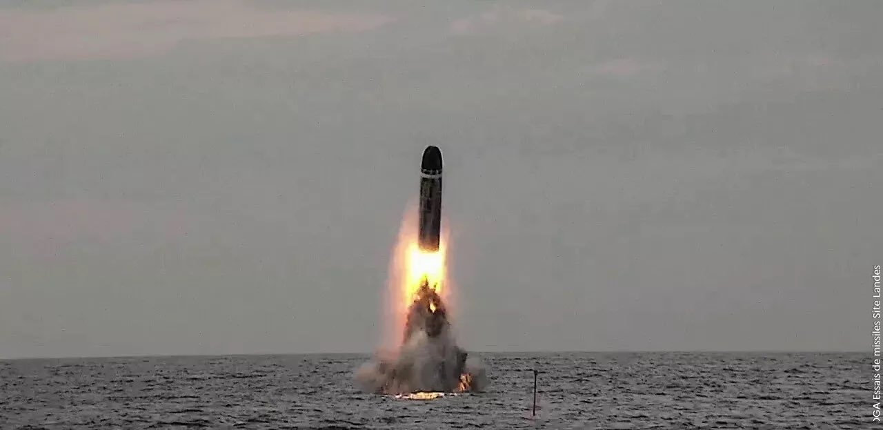 法国M51.3水下首飞
东高地呢东高地呢救一救啊 ​