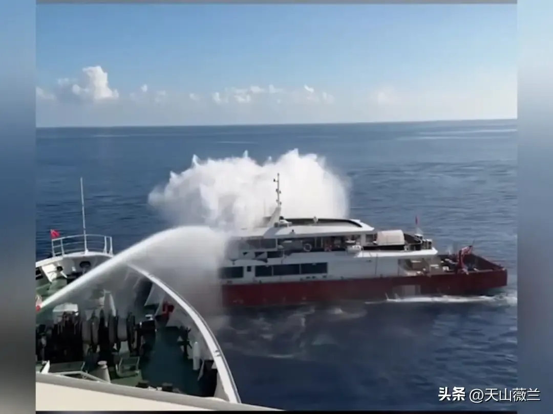 莫教剃头挑子一头热
     2026.10.5
沧波一水隔瀛洲，
骨肉何堪作寇