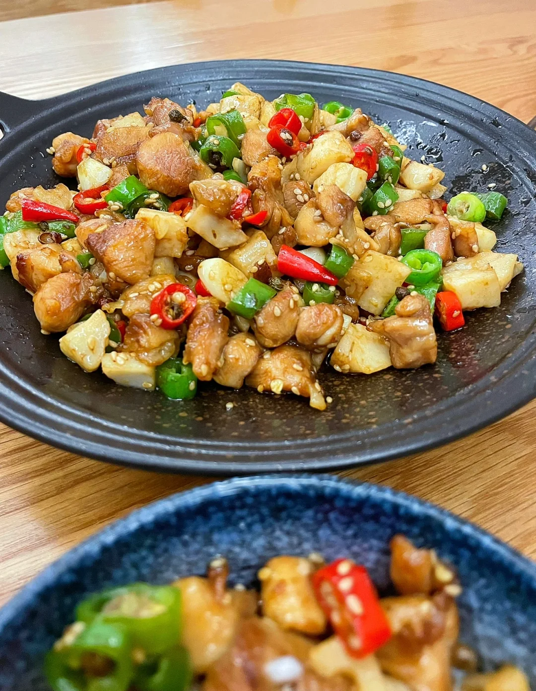 麻辣过瘾‼️好吃到让人上头的双椒鸡丁🤤