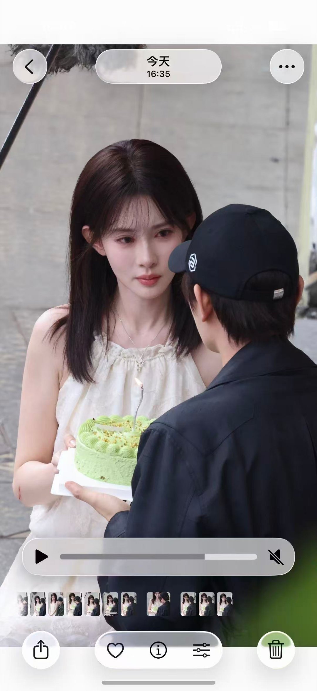 孟子义有双会爱人的眼睛 ​