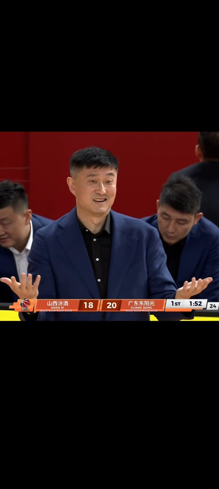 7投1中，怒砍3分！CBA的脸都快被胡明轩丢尽了，广东队这球输得不冤。...