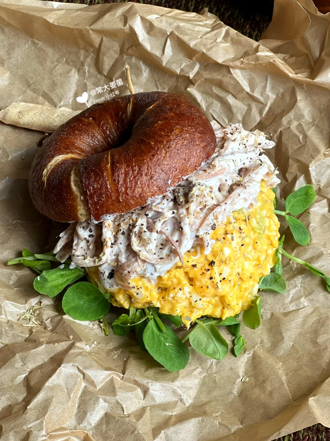 低卡蛋黄酱&鸡丝碱水贝果三明治🥯🥚香晕人！