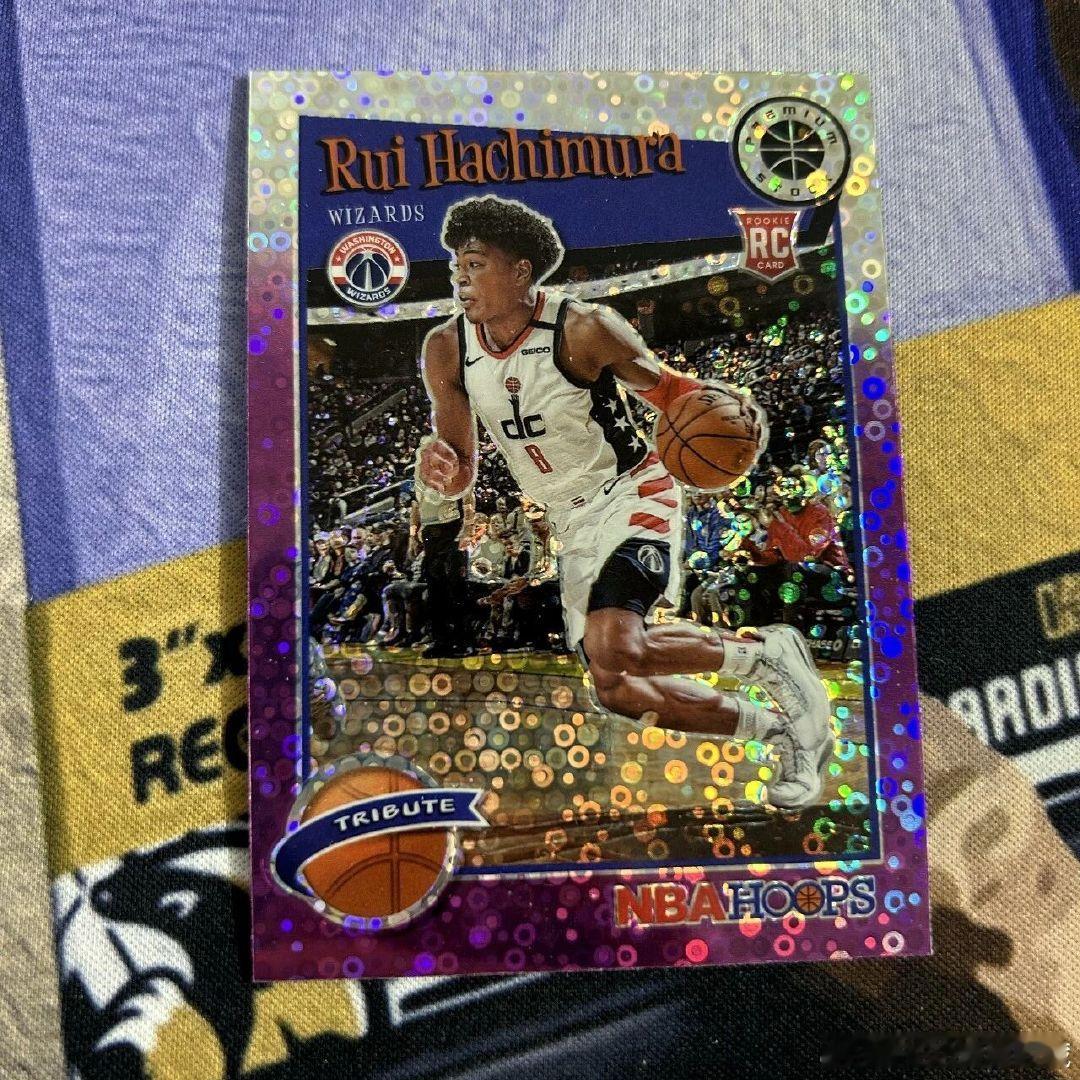 八村塁在2019年NBA夏季联赛的首秀中，不是渴望上场，而是饥肠辘辘。...