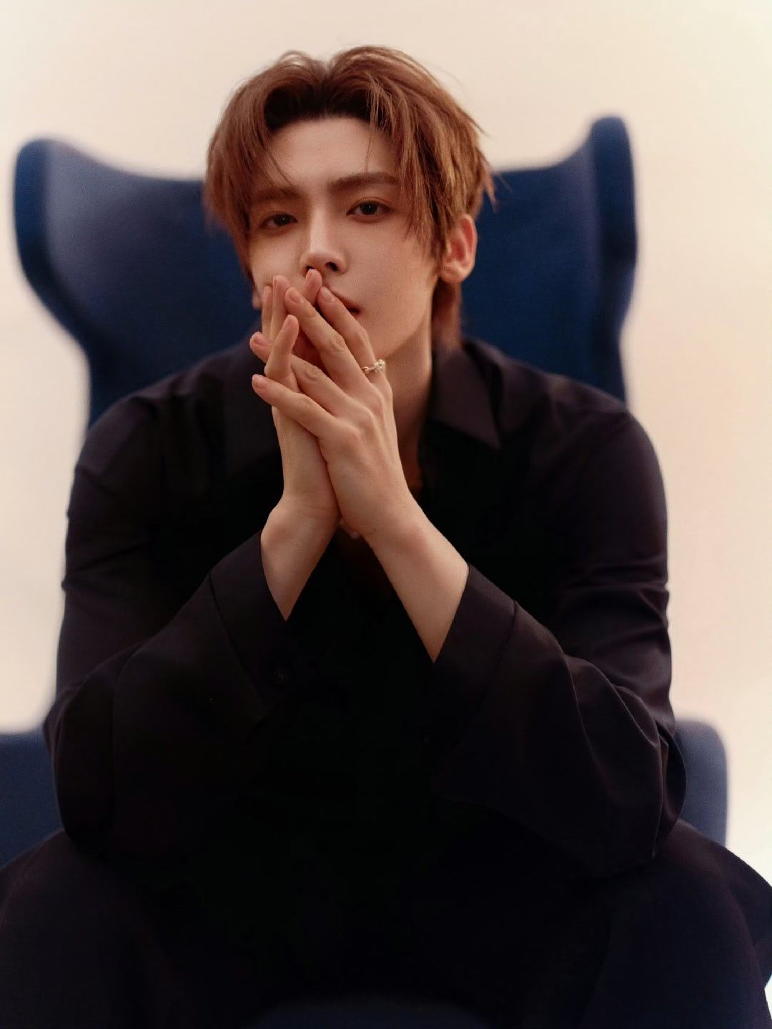#侯明昊[超话]##侯明昊##天赐的声音7##侯明昊张碧晨甲乙丙丁# 
亮亮“侯”帅啊 ​
