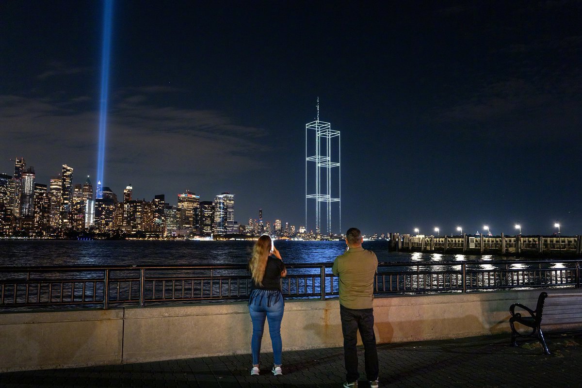 今天，我们纪念911事件25周年！ ​