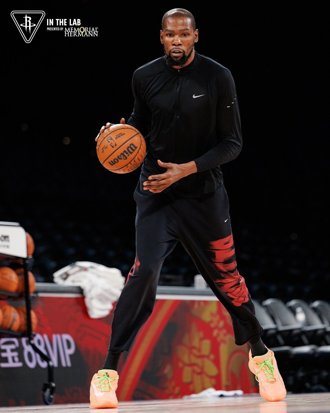 The vets 🤞

#杜兰特##NBA中国赛2026# ​