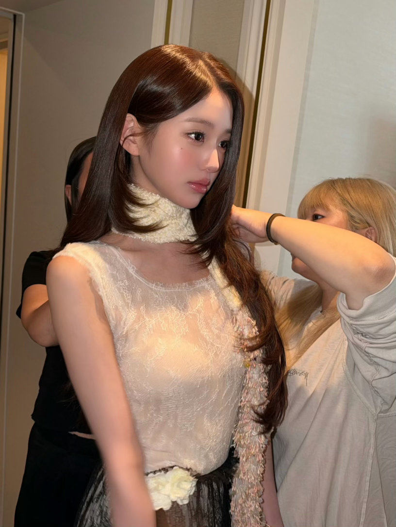 #Dior大秀#洋娃娃#张元英# ​