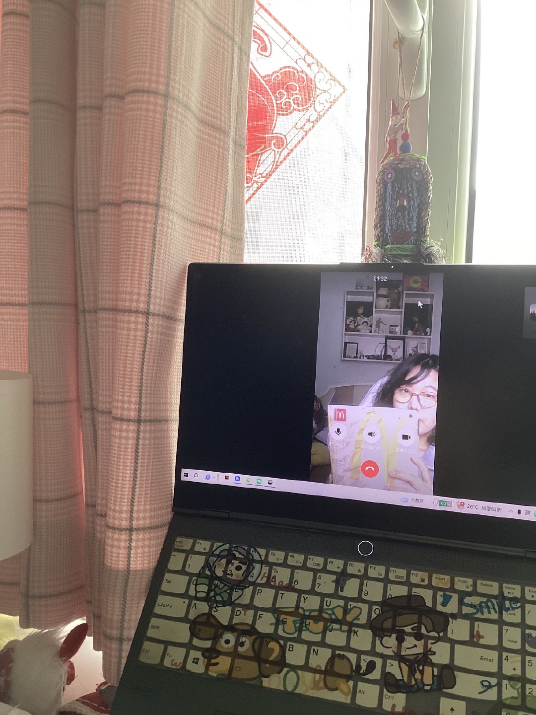 哈哈哈  DeepSeek你伤到我了
看了搜索 命很苦的样子 灰姑娘有没有我苦哈哈 ​