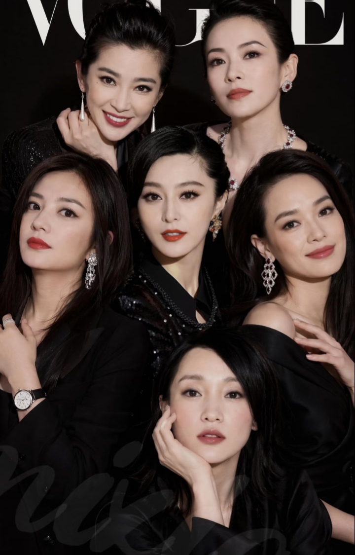 女演员的攻击性，是这一代小花集体缺少的。总觉得文淇、张子枫、赵今麦这一代，算上95花周也、张婧仪、虞书欣、关晓彤、这一代，缺点什么。

明明跟大花那一代或者大花守门员那一代甚至85花那一代比，资源顶级，几乎是每个人都能感觉到经纪公司全力力捧。

脸长得也是在自己的赛道做到极限了，比如文淇、张子枫的故