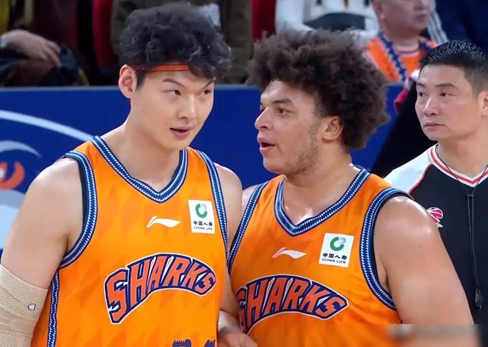 马布里一句话，把上海男篮的冠军梦给戳破了。 老马跟你掏心窝子，他没扯...