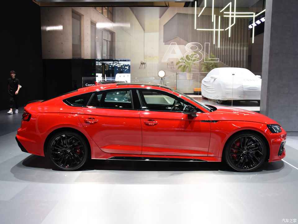 新款奧迪RS 4/RS 5將於10月中下旬上市-圖4