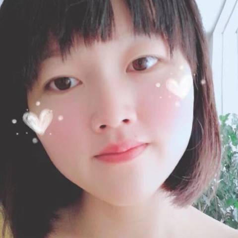 小妹吃瓜