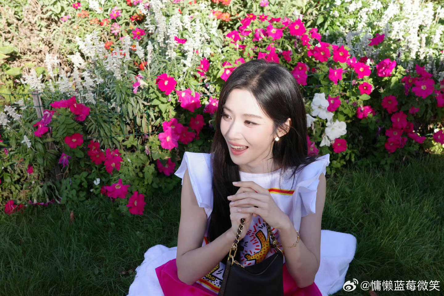 鲜花配美人#卢昱晓# ​