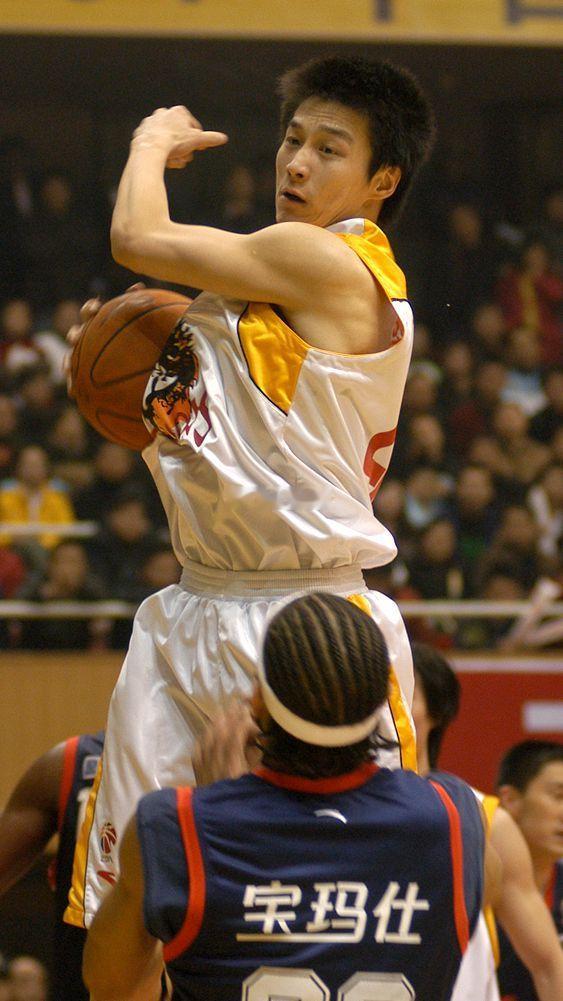 2007年3月11日,江苏南京,2006-2007CBA联赛季后赛半决赛，江苏大华84-100广东宏远。 ​